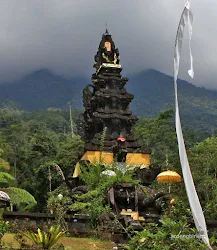 pura parahyangan agung jagatkartta bogor