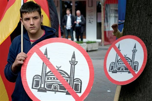 Spiegel: Να μην θυσιαστούν τα πολιτικά δικαιώματα στον αγώνα κατά των τζιχαντιστών