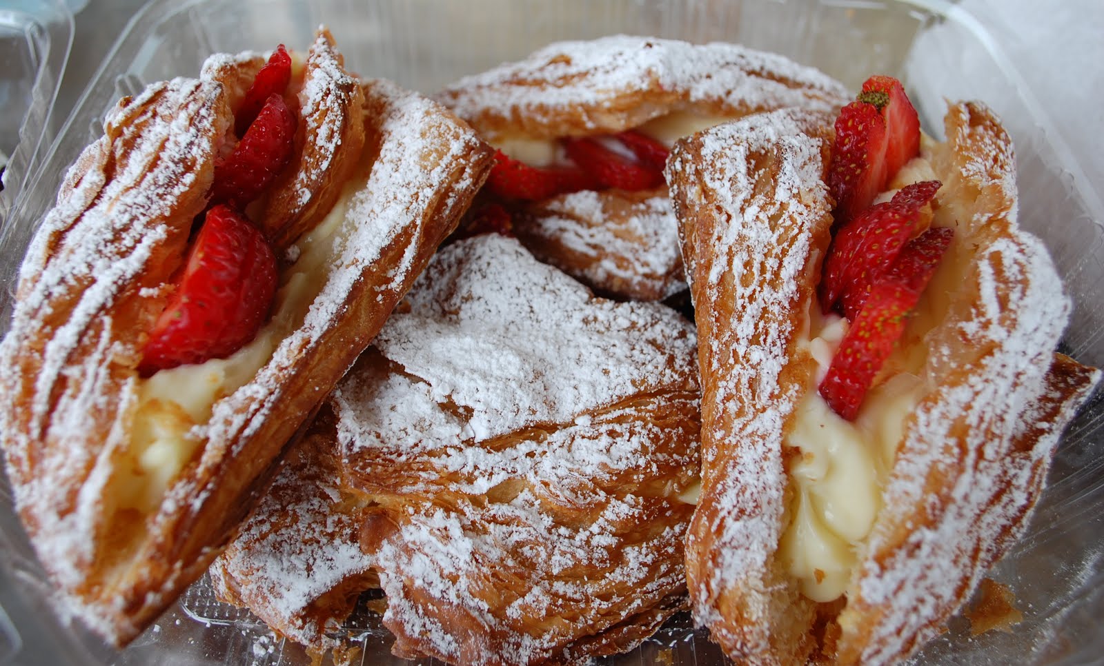 555 Girl on Food & Drink 555 Girl's Cream Pan brunch