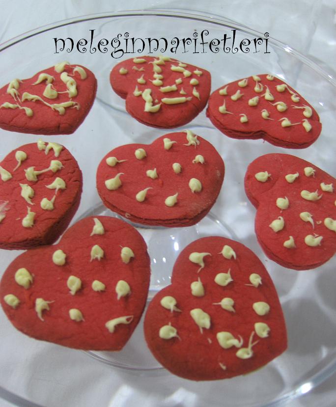 .meleginmarifetleri KIRMIZI KALP KURABİYE………