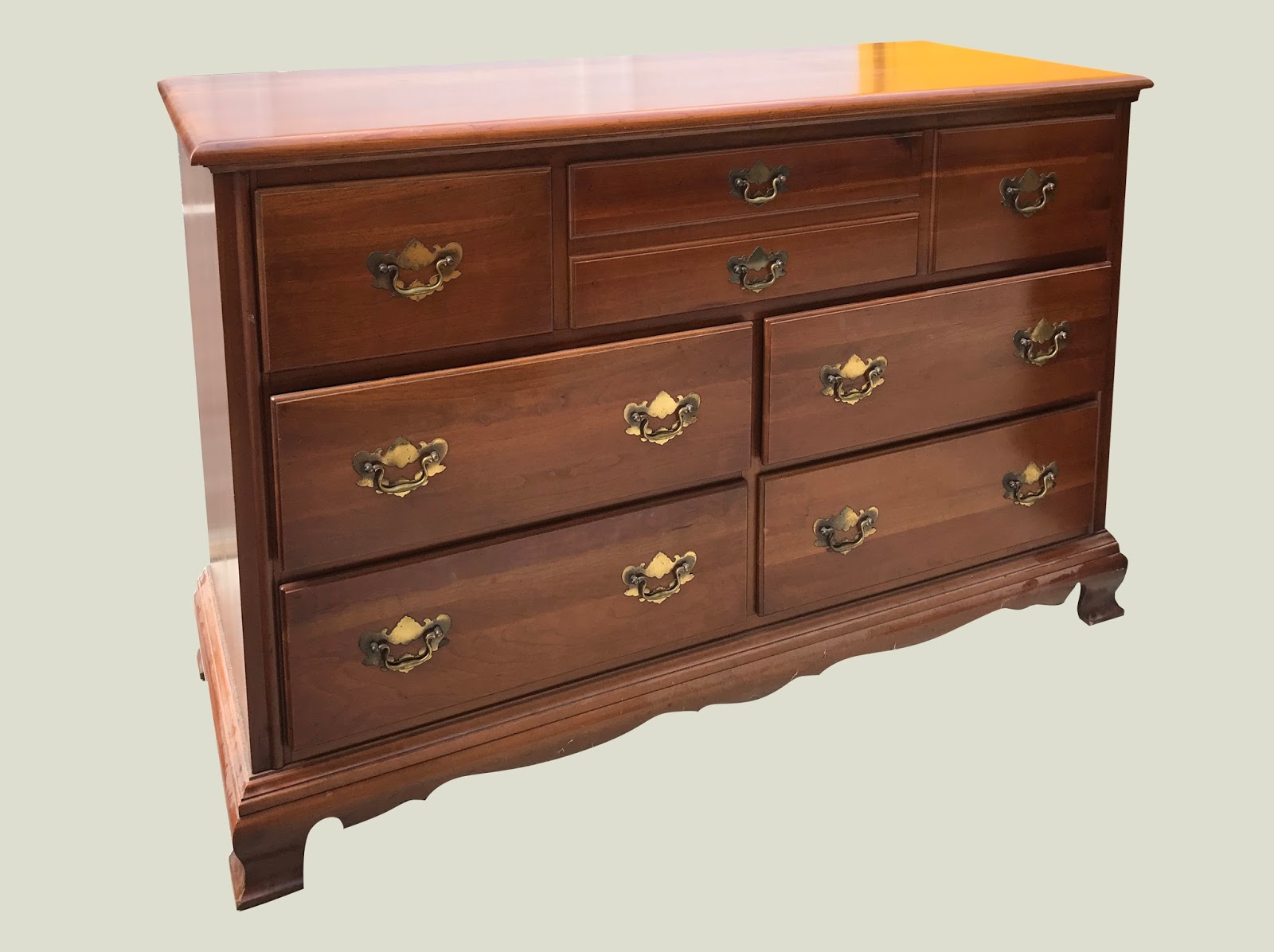 Uhuru Furniture & Collectibles Cherry Dresser & Mirror 150 SOLD