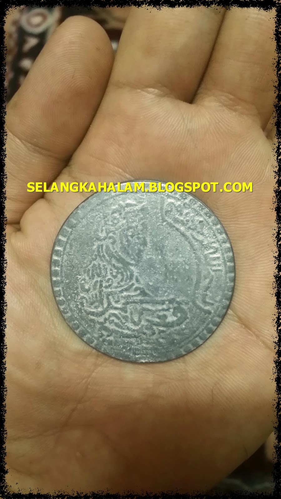 SELANGKAH KE ALAM MISTIK SYILING ATAU TOKEN KURSI TIMAH HITAM