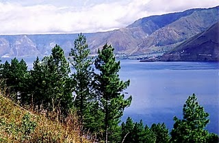Jendela Informasi: Legenda Danau Toba