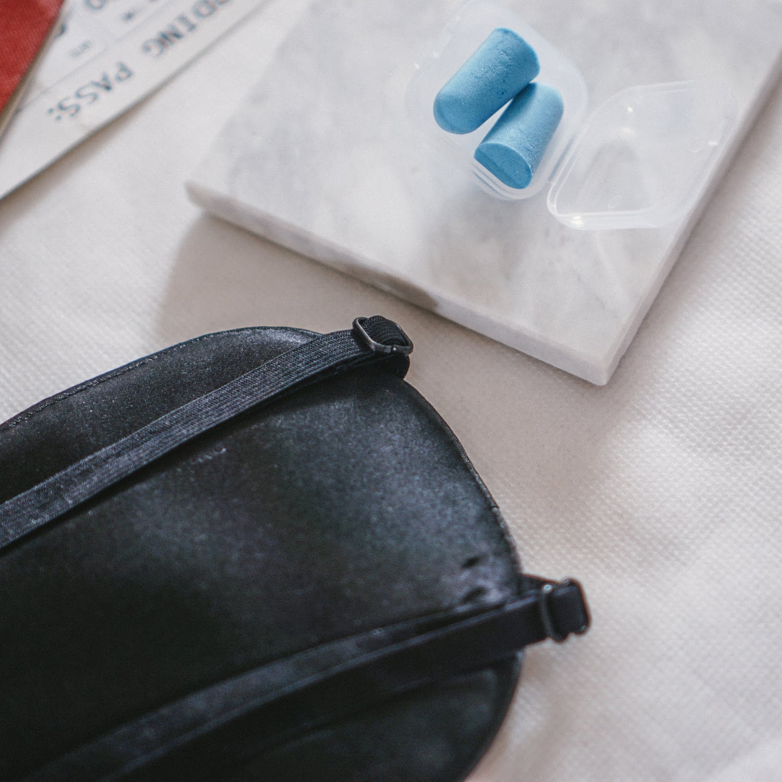 SleepWiz Luxiere 100 Silk Eye Mask Review Singapore Travel Blog