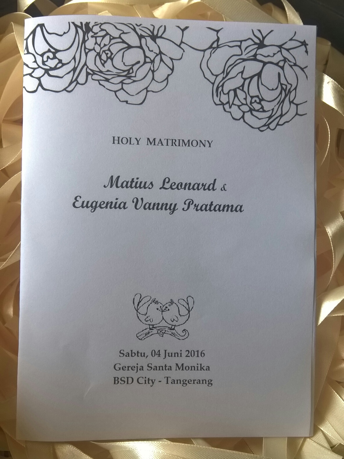 Mr and Mrs Leonard [DIY Wedding Stuffs] Buku Misa