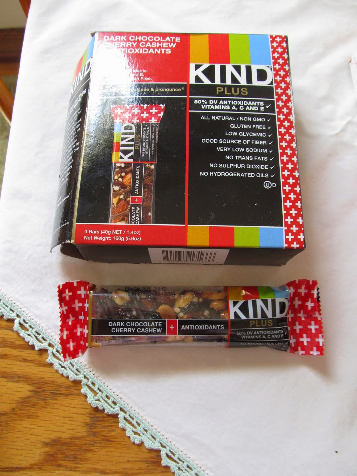 Run 4 CMT: Product Review- Kind Bars vs. Good Bars