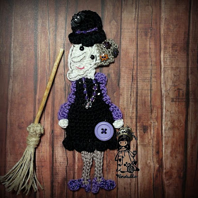 Magic with hook and needles, crochet patterns, witch brooch, crochet by Vendulka, VendulkaM crochet, halloween,