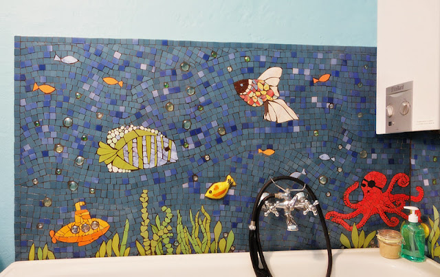 mozaika artystyczna - morze w łazience