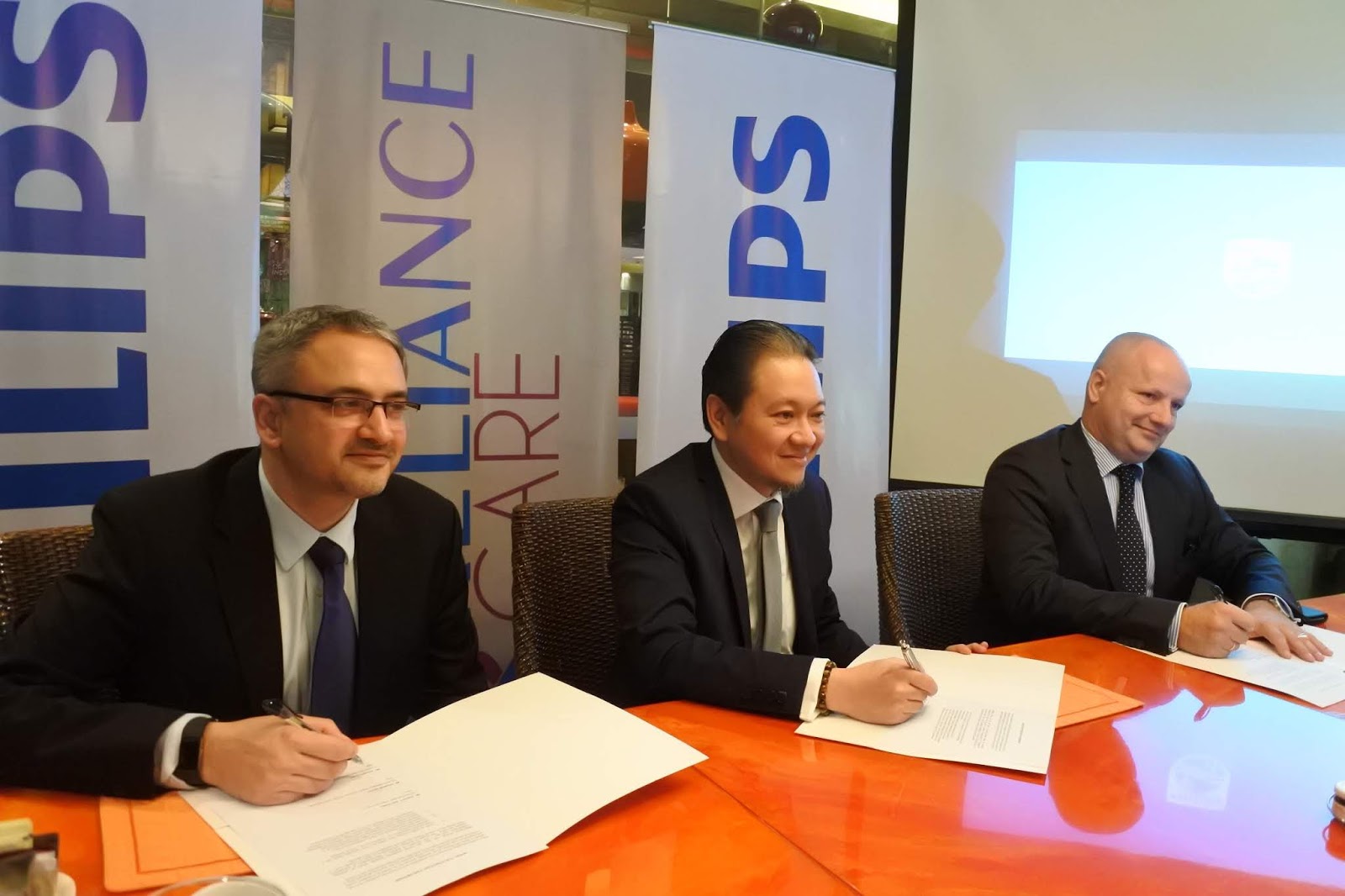 RelianceCARE Partners with Philips Philippines to Provide Quality Healthcare Viva Manilena