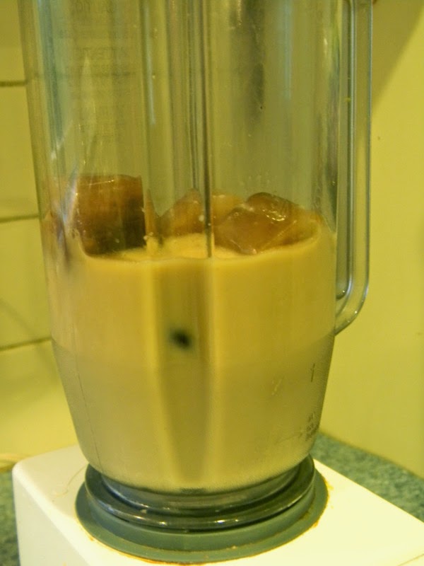 Home Joys Homemade Mocha Frappe