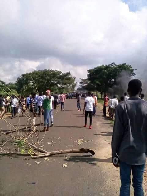 Four Federal University of Agriculture students die after fatal accident inside their campus