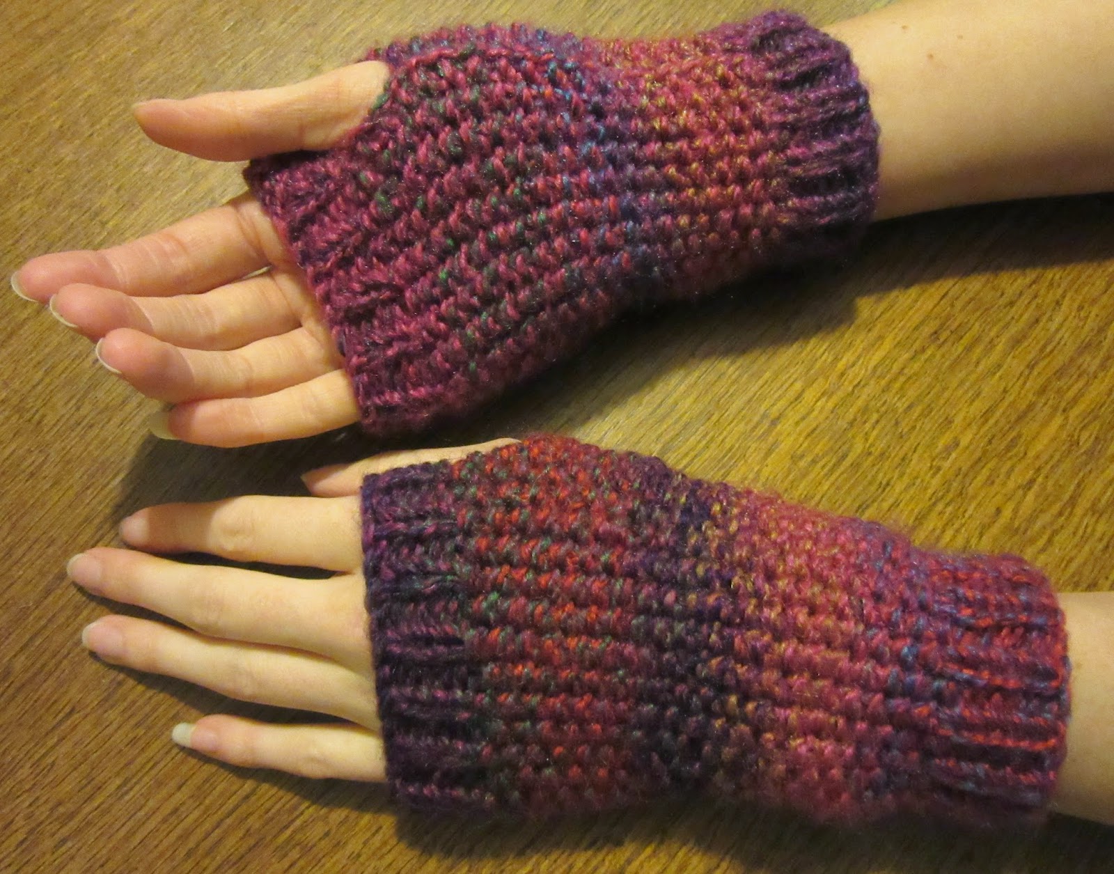 Handmadebymeg Free Simple Knitting Pattern for Wrist Warmers