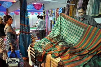 View Patna: Handloom fair begins at Sinha Library