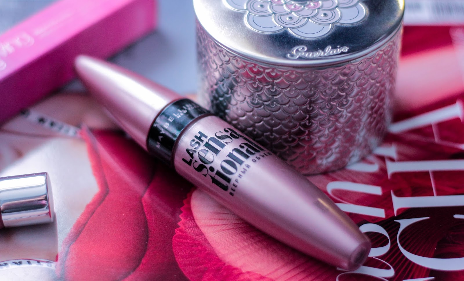 Lash sensational mascara, maybelline new york. Мейбелин веерный объем. Maybelline lash sensational burgundy. Maybelline lash sensational интенсивно черная. Maybelline new york lash sensational.