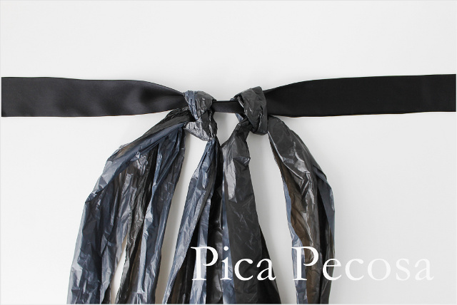 como-hacer-vestido-bruja-diy-halloween-con-bolsas-basura-recicladas-paso-2