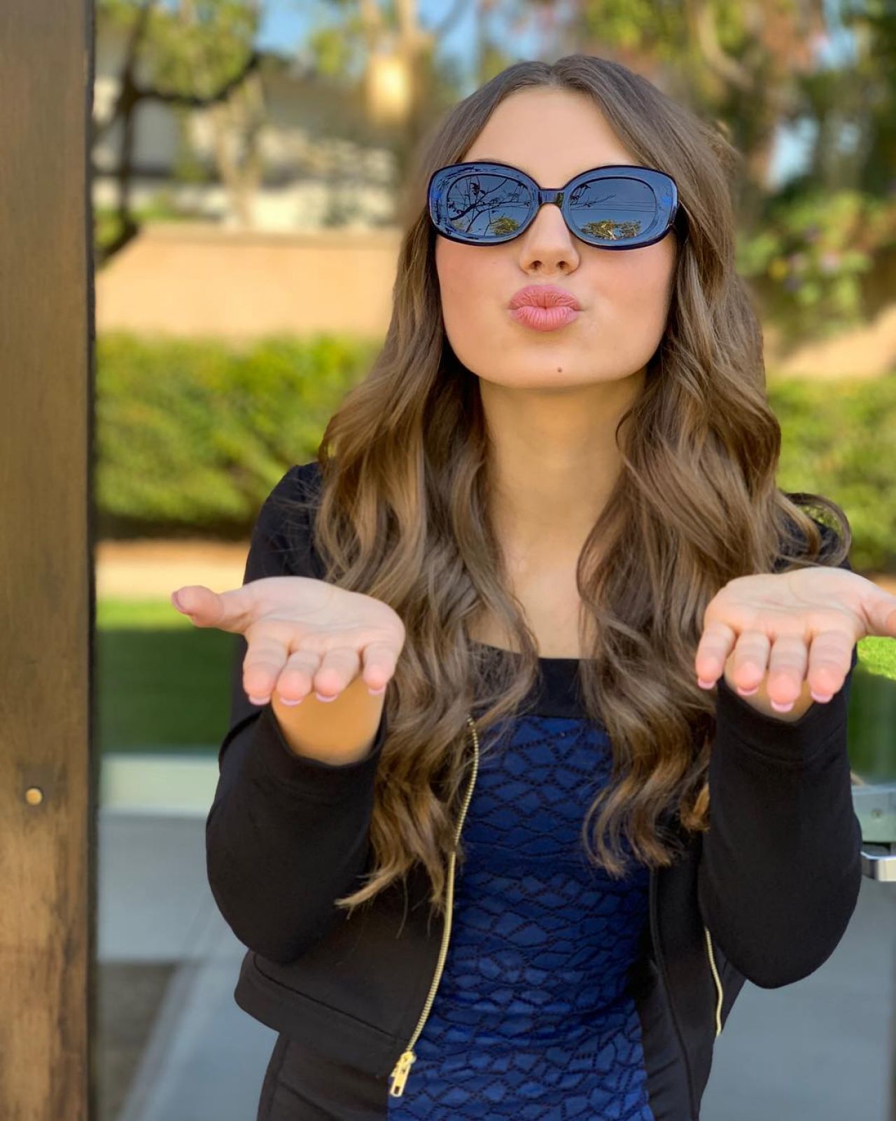 caitlin carmichael personal pics 01 13 2019 0 0 january 13 2019