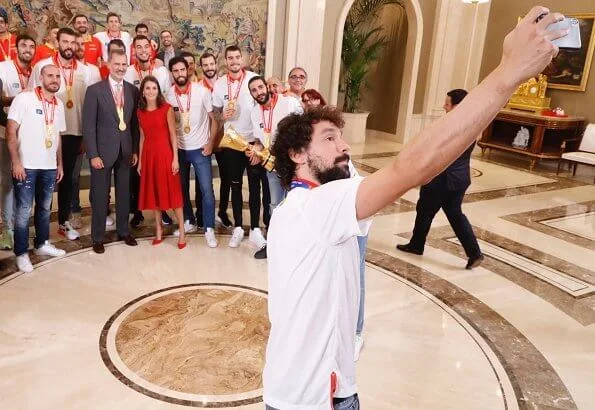 King Felipe and Queen Letizia received the Spanish Basketball team following their victory in the 2019 FIBA in China