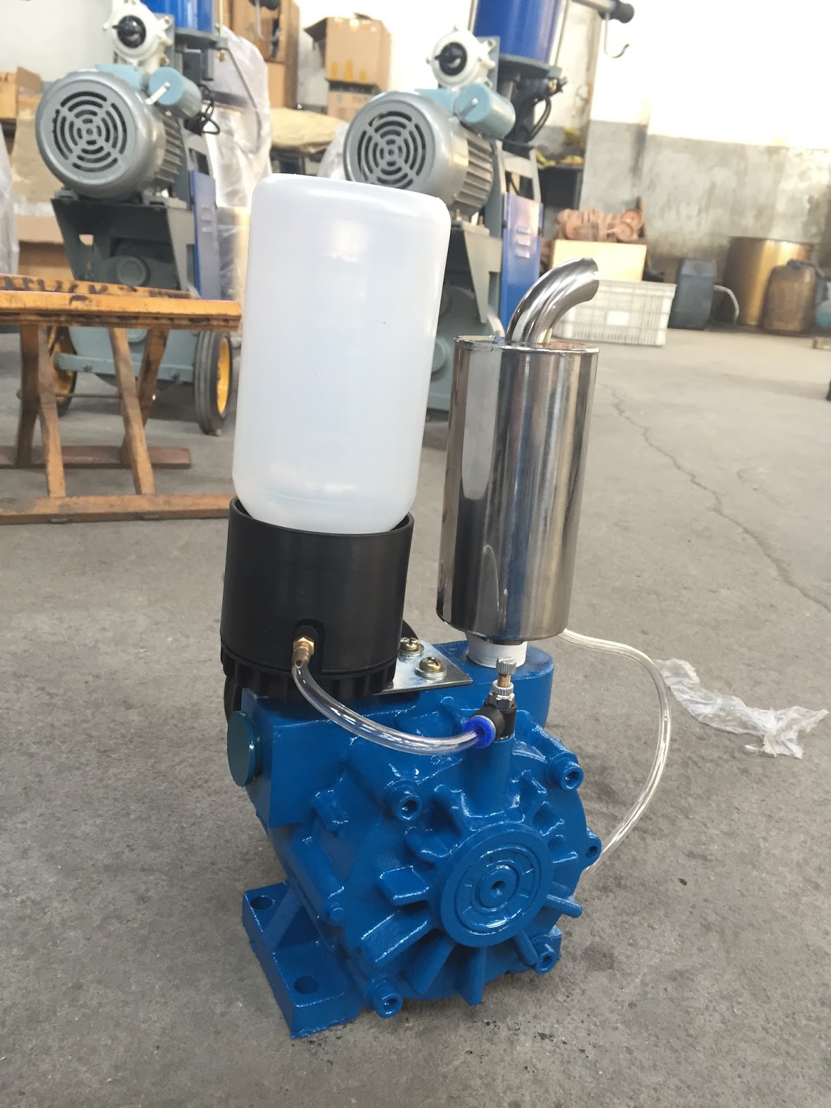 Milking Machines and Accessories SupplyZibo Lujin Machinery Factory 220250type rotary vane