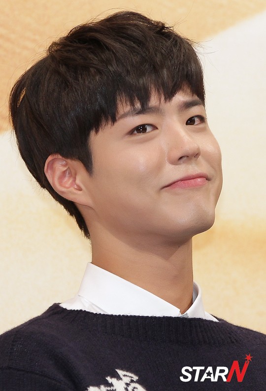 어제 박보검 꽃청춘 기자회견+시사회 | 인스티즈