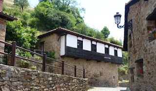 Bárcena Mayor, Cantabria.