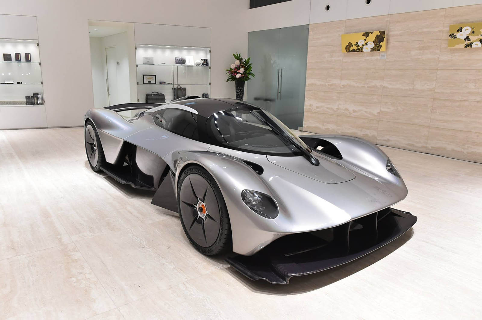 Is It Worth It To Buy A New Car Is It Worth It To Buy A New Car