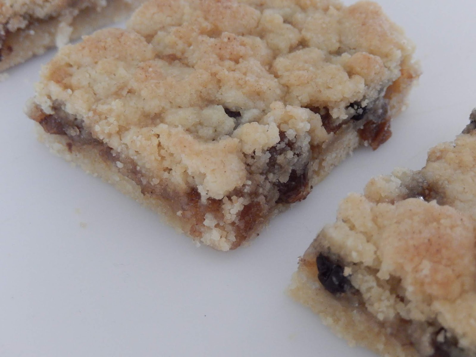 Mainly Baking Mincemeat Shortbread Bars