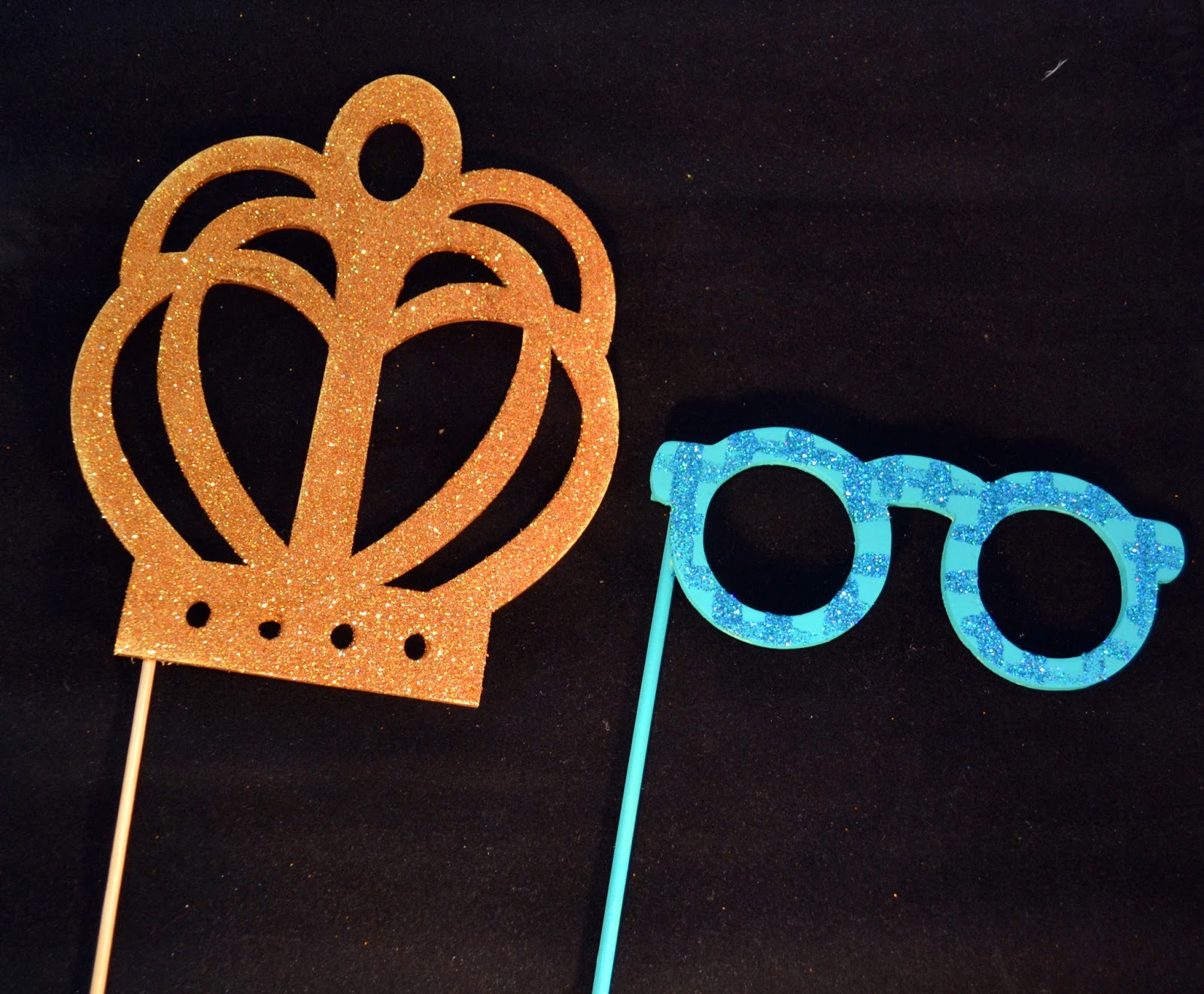 diy photo booth props