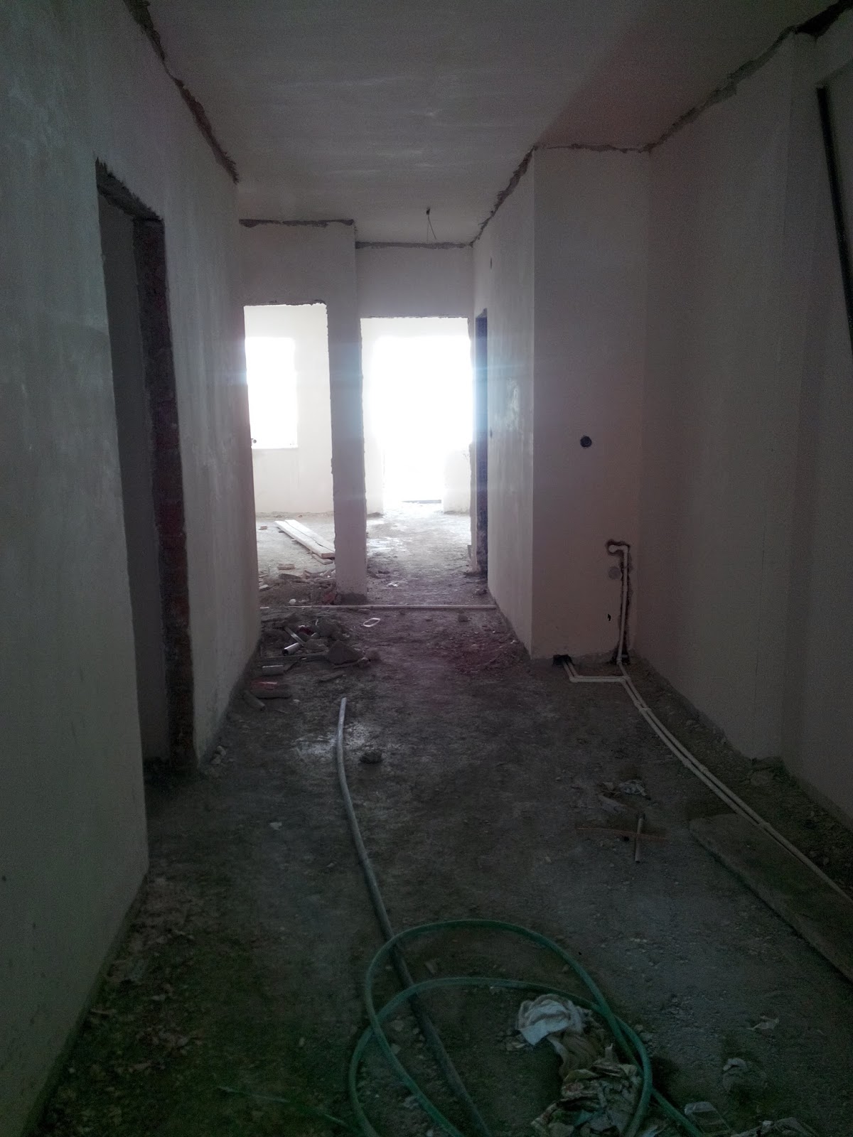 Satılık 700 metre dükkan ve 150 m ev Gemlik Belediyesi