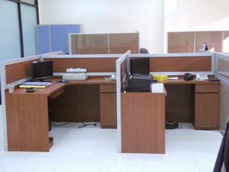 Cubicle Workstation - Meja Sekat Kantor - Pesanan Cepat - Semarang Cubicle Workstation - Meja Sekat Kantor - Pesanan Cepat - Semarang