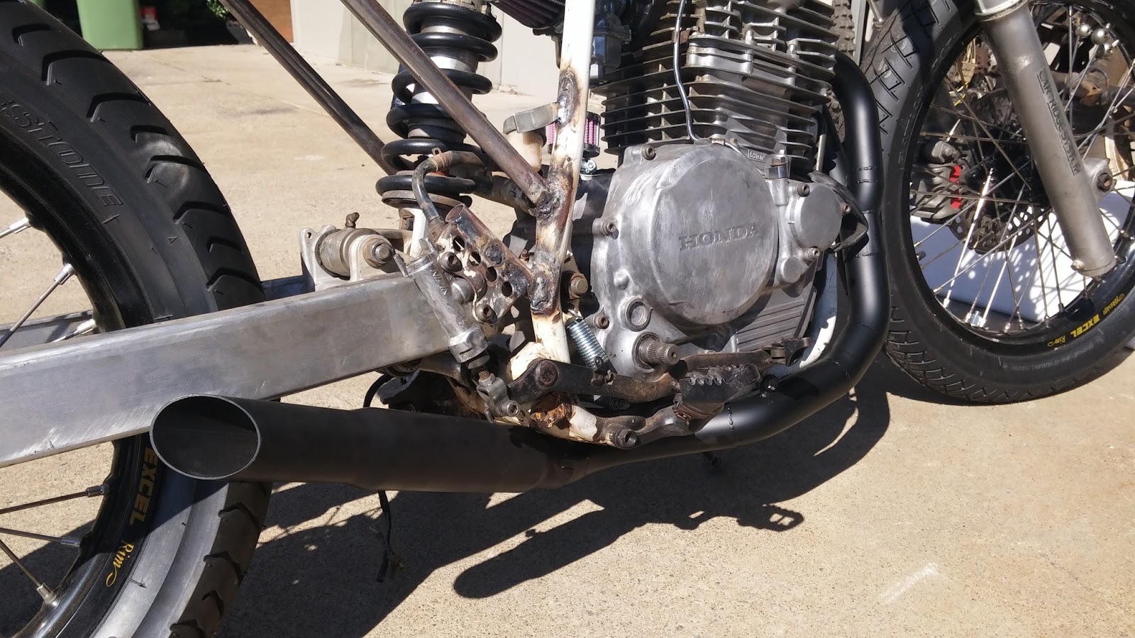 xr600 exhaust