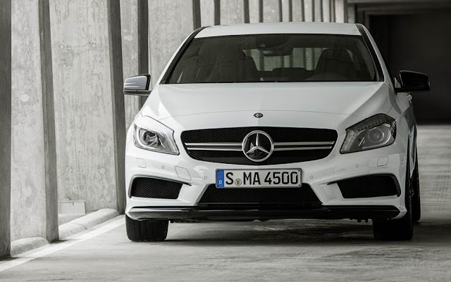 2014 Mercedes-Benz A45 AMG