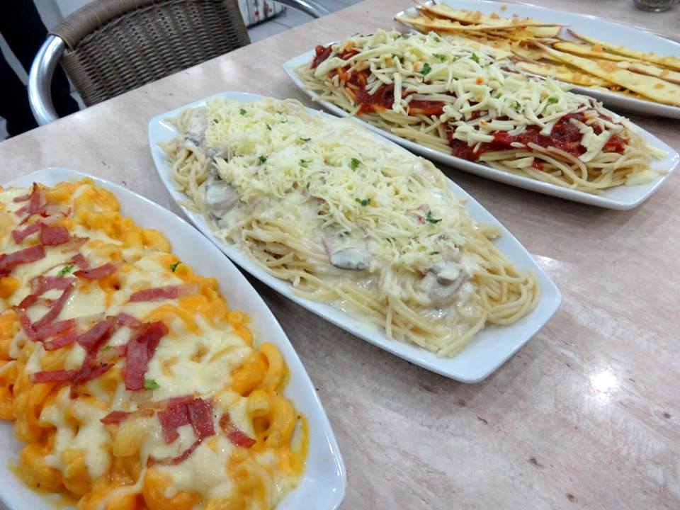 Angel's Pizza Offers Pasta Platters available in Mac & Cheese