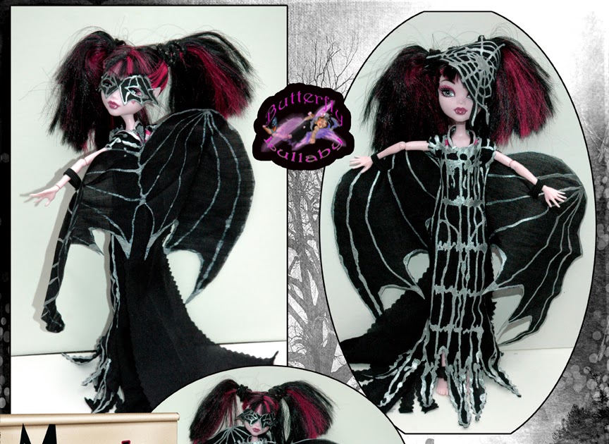 draculaura doll with wings
