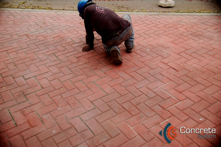 CONCRETE SYSTEM - Concreto decorativo para pisos y muros - Concreto