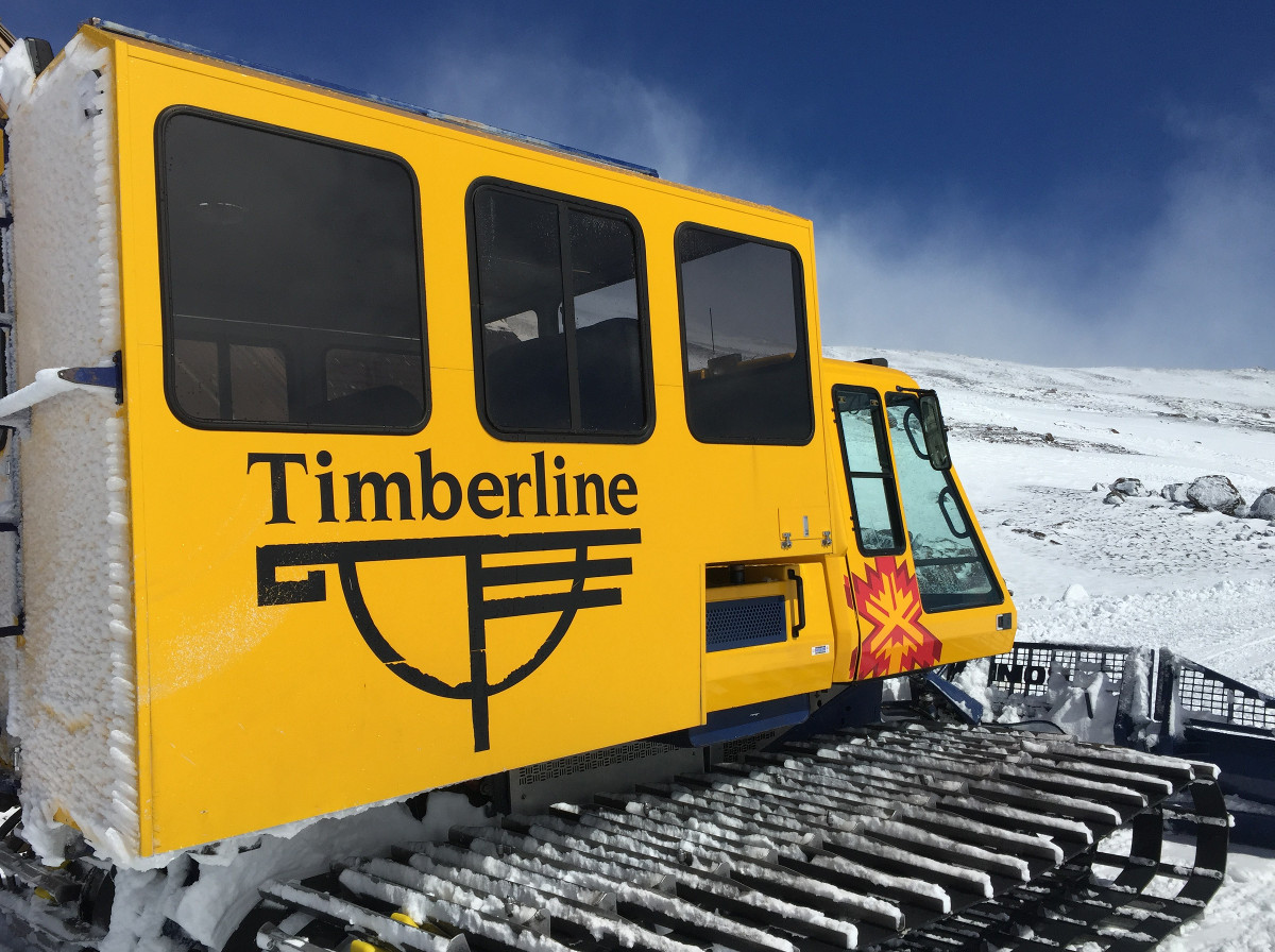 Another day 2017.3.19. Snowshoe Timberline Lodge to end of Palmer Lift