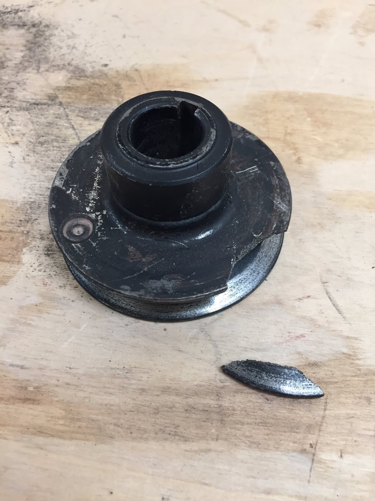 Let's Talk Wood Replacing bearings on a Delta DJ20 Jointer