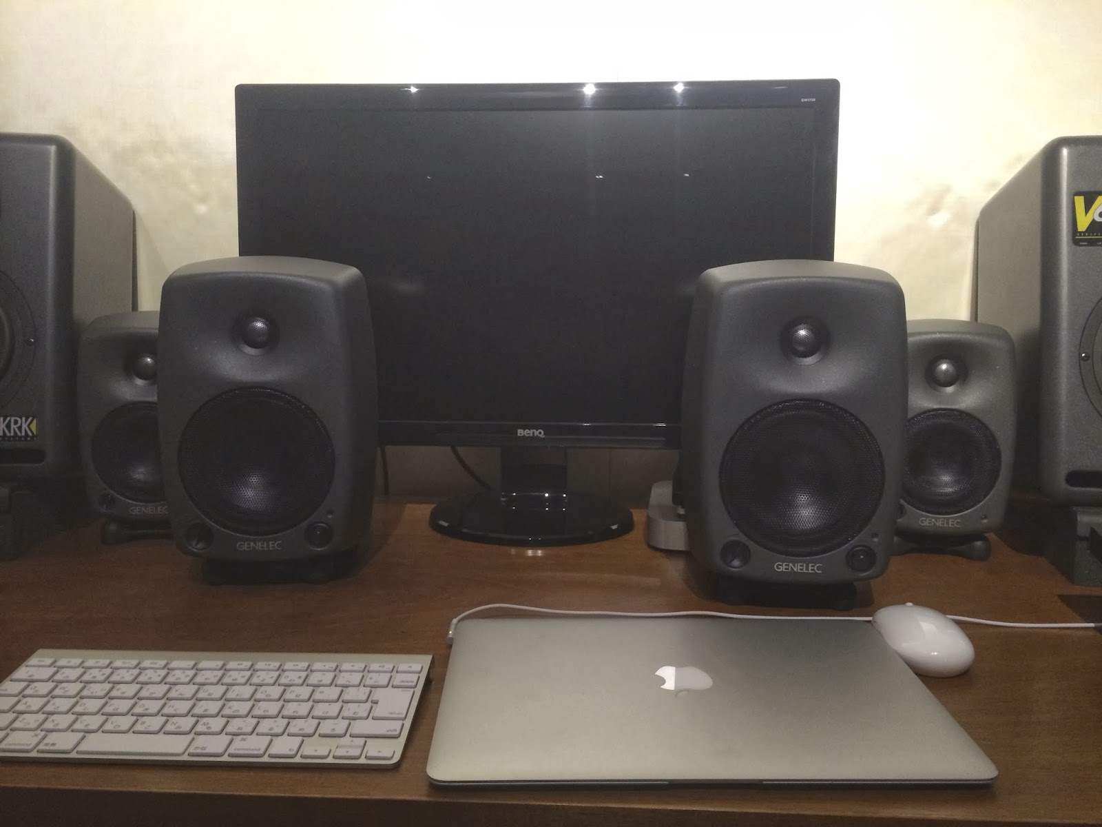 Tone chaser: GENELEC 8020 8030