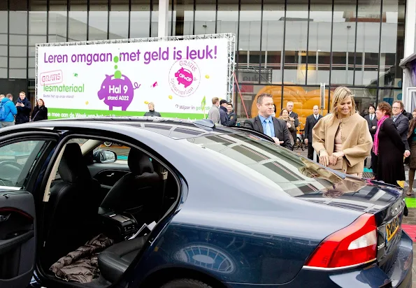 Queen Maxima of The Netherlands visits the stand Wijzer in Geldzaken during the national education fair in the Jaarbeurs in Utrecht