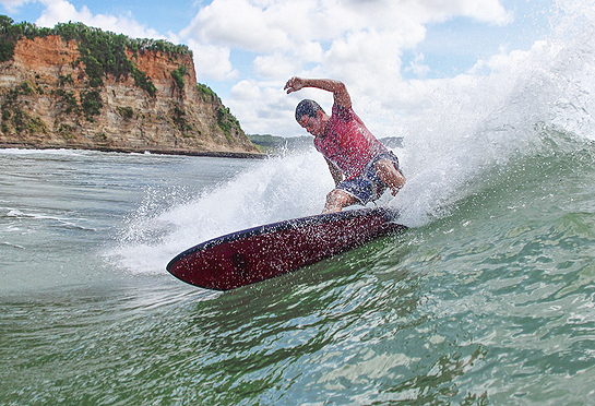 surfing lance's left nicaragua