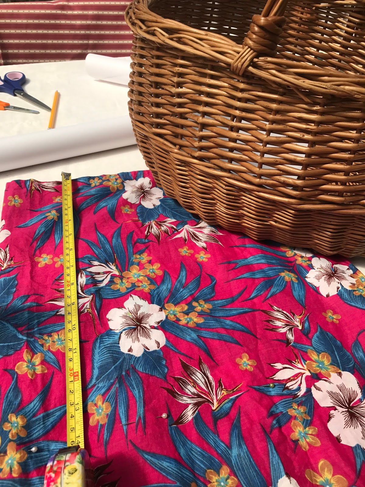 Dee at the Carlton Making a fabric basket cover