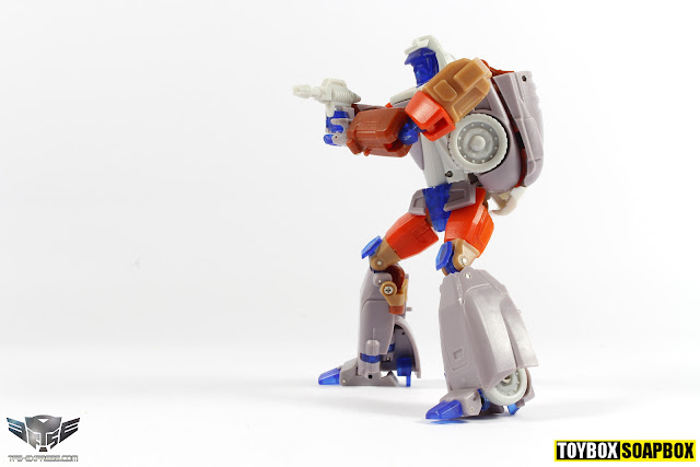 x-transbots masterpiece wheelie