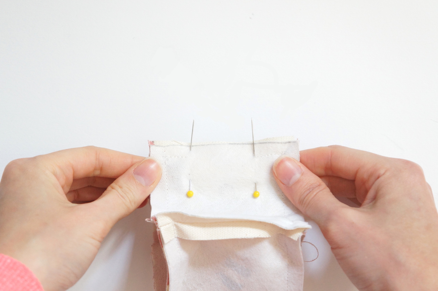 Mrs Crafty B How to Sew a Cube Pin Cushion by Jessalli