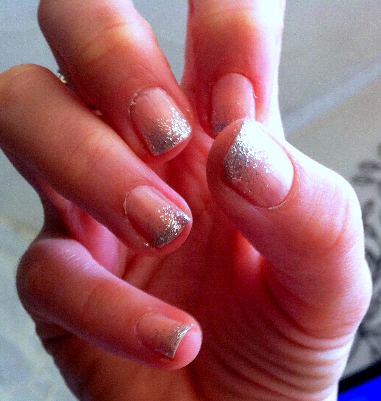 GemSeren UK Beauty Blog: Gradient glitter tipped nails NOTD