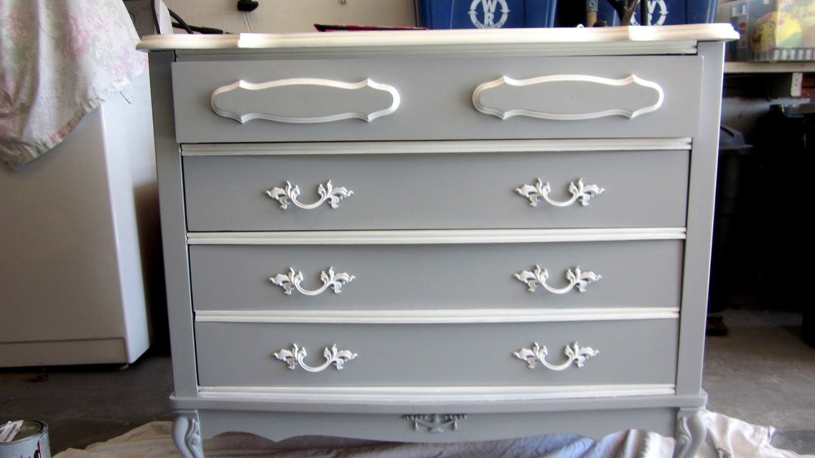 Spray Painting Wood Furniture Paint Choices