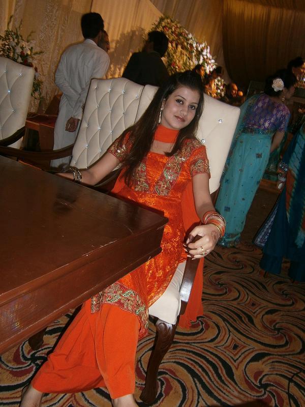 Free Cute Indian College Girls And Pakistani Girls And House Wife Biography Sweet Indian Desi