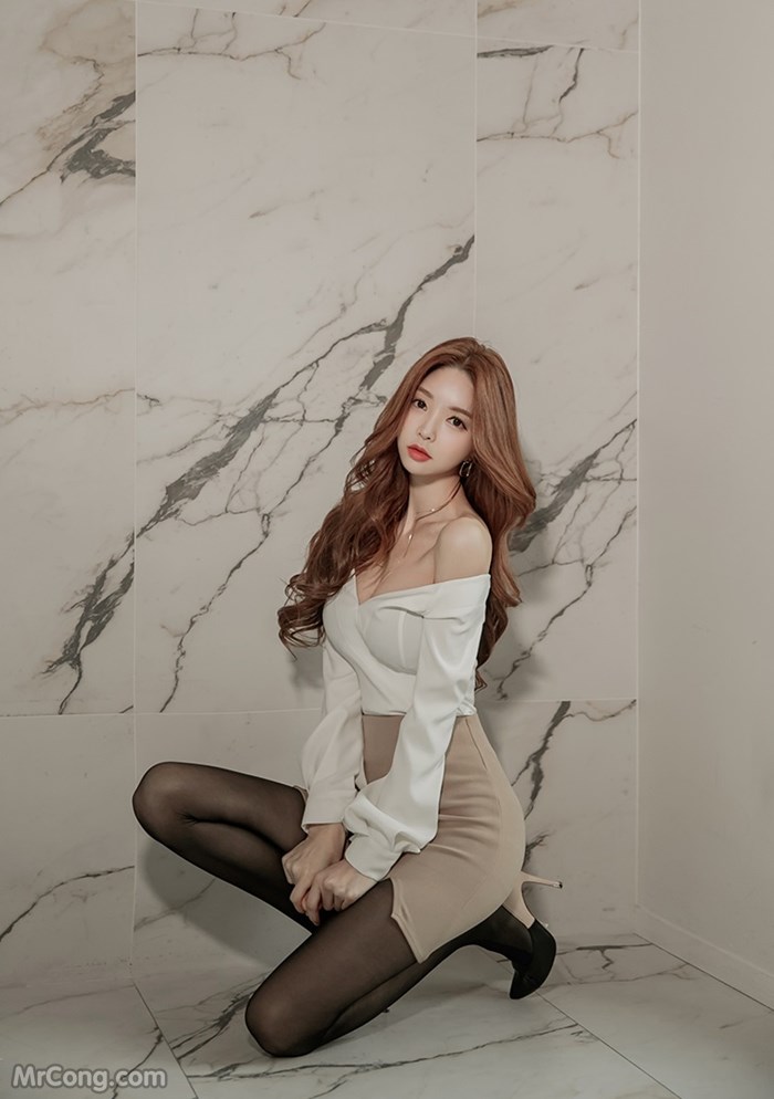 Model Park Soo Yeon in the December 2016 fashion photo series (606 photos) photo 1-0