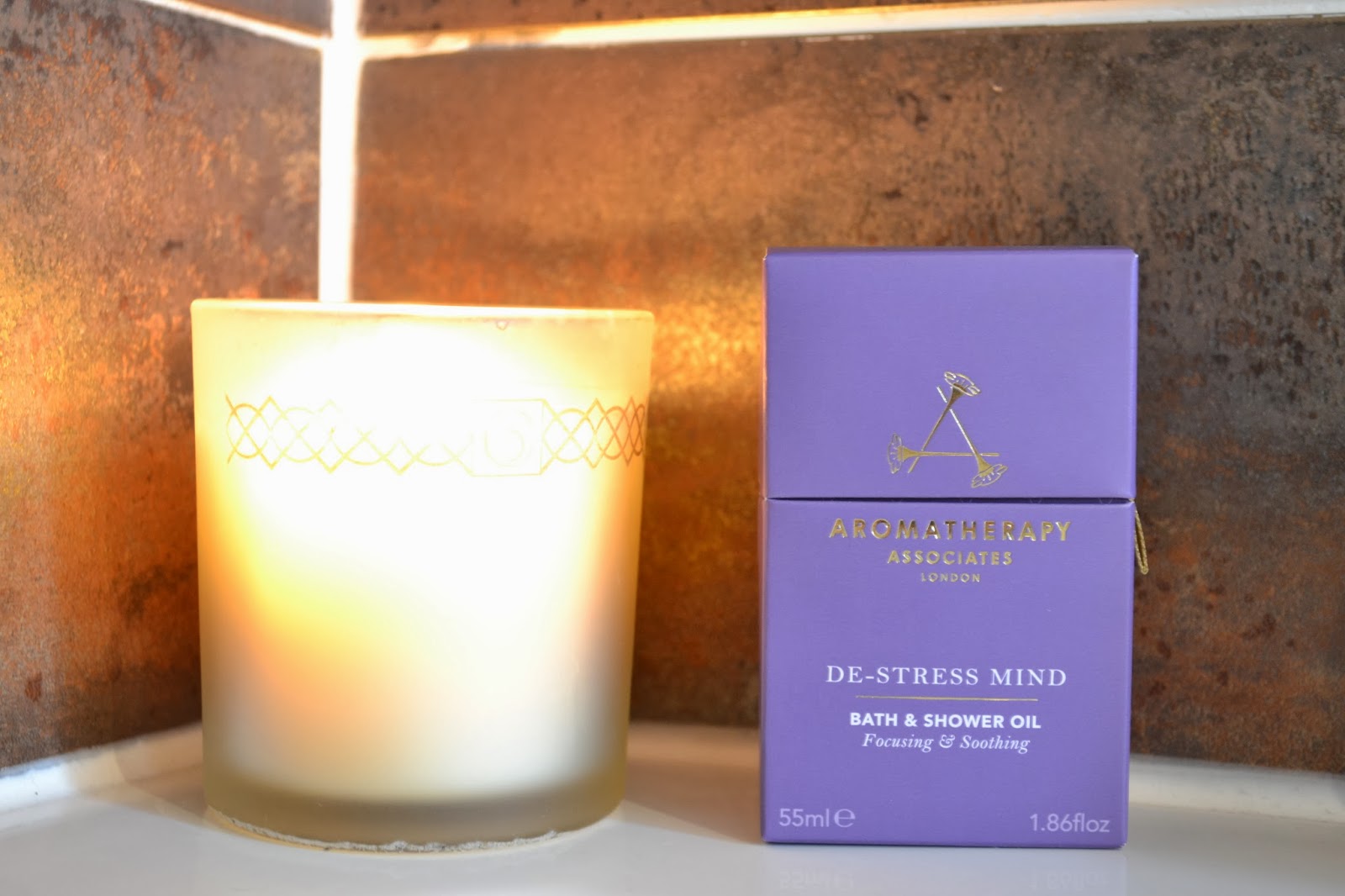 Aromatherapy-Associates-De-Stress-Mind