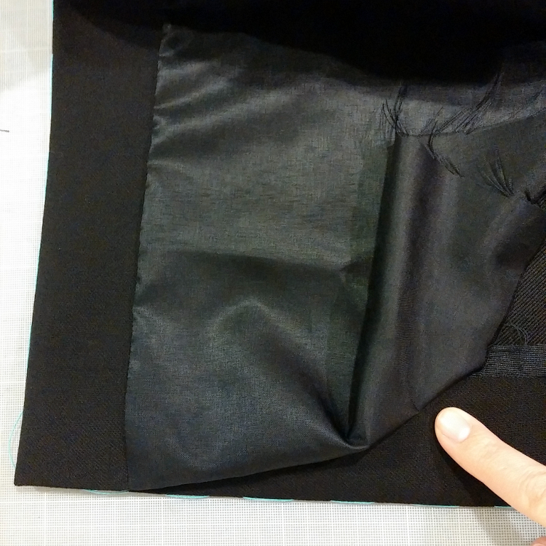 Couture et Tricot V1527 view A (the Long Tuxedo Jacket) lining the