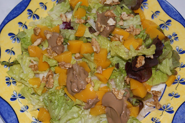  ENSALADA DE MANGO Y NUECES