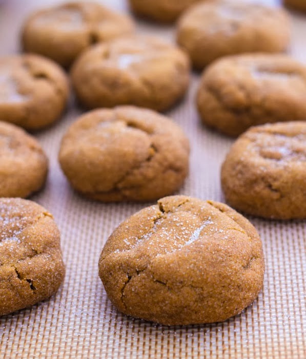 Hanneica's Kitchen Soft Baked Gingersnap Molasses Cookies